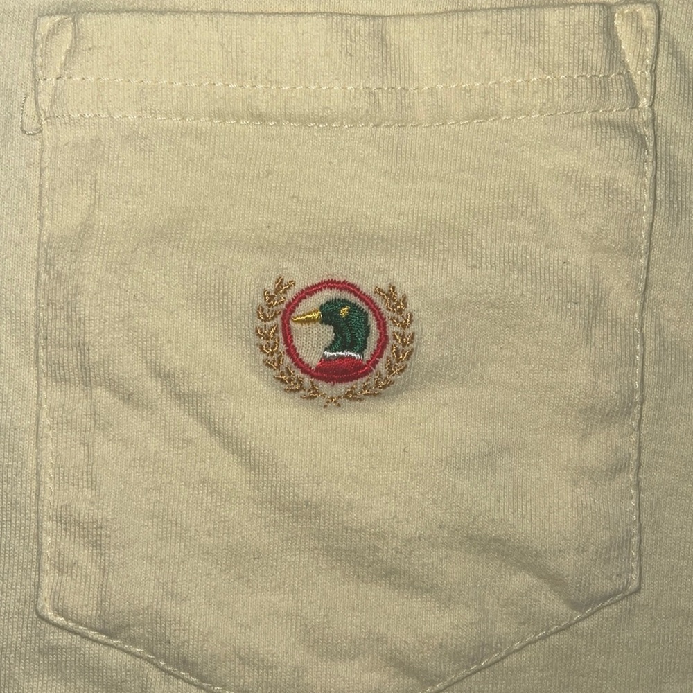 Men’s Duck Head apparel tshirt